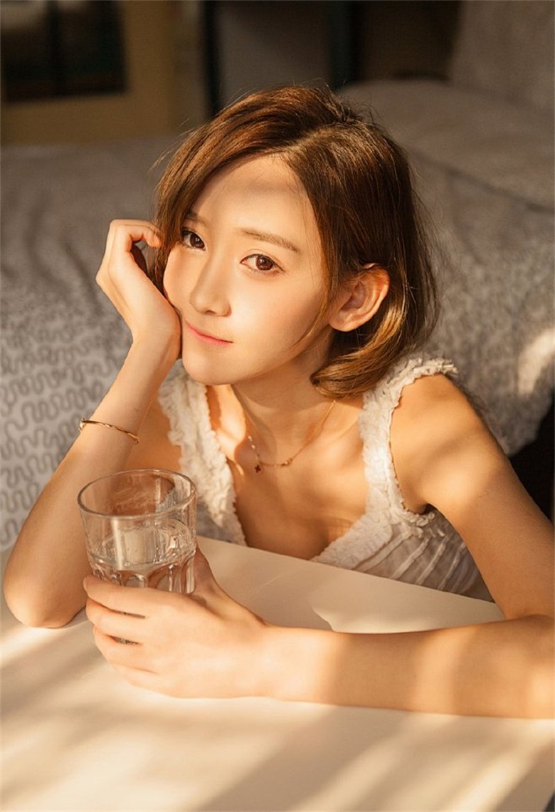 茶韵养生：女性必备的茶饮保健知识